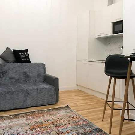 Theatre Lacplesa Apartment *