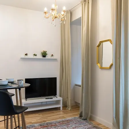 Theatre Lacplesa Apartment *